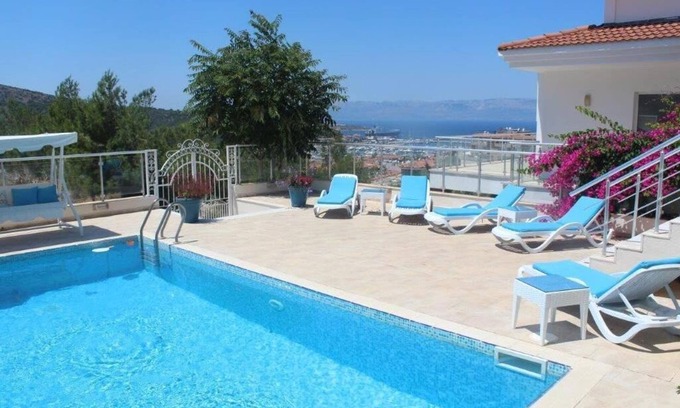 Cesme Villa | Villa with Private Pool and Sea Views, Fully Air Conditioned Throughout