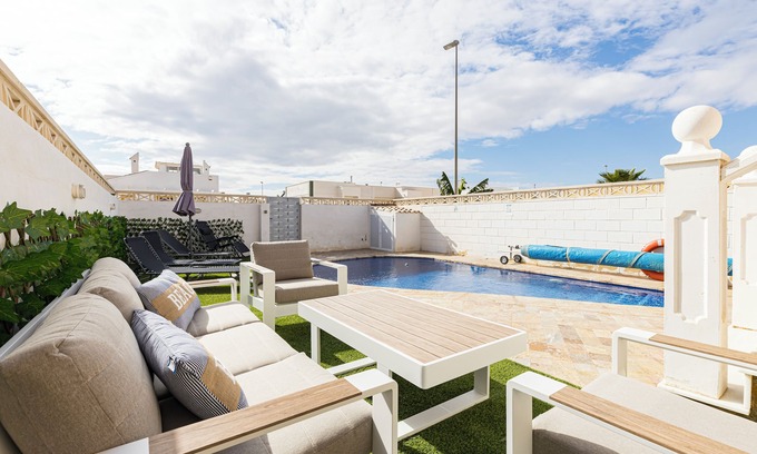 Jeronimo y Avileses y Balsicas de Arriba House | Villa with private pool