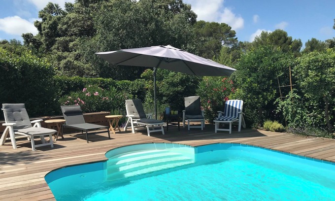 Castries Villa | Villa with private pool, large enclosed garden, beaches 25mn away,10 pers