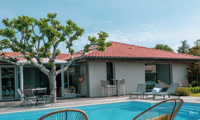 Bias Villa | Villa with swimming pool 6km from Lespecier beach and Mimizan beach, Contis