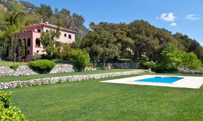 Orient Villa | Villa with swimming pool in the heart of the Tramuntana Mountains