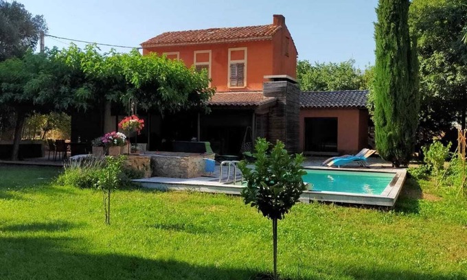 Toulon Villa | Villa with swimming pool, town center at 5', beaches at 10'.