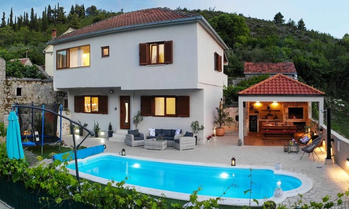 Oslje House | Villa with terrace and pool