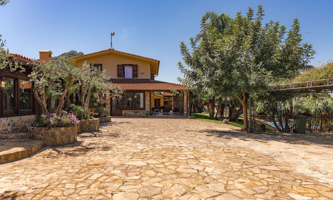 Bagheria Villa | Villa Zagara with Pool by Sicily in Villas