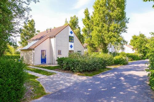 Julianadorp aan zee House | Villa Zeewind met sauna - Landal park Ooghduyne Julianadorp aan Zee
