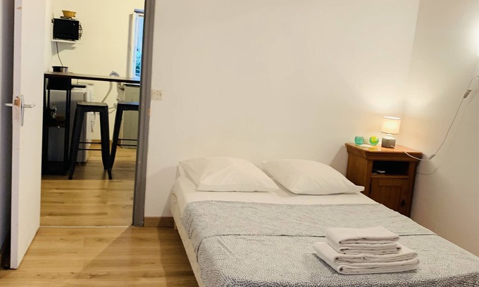 Porto Apartment | Village center in Ota, 4 km from port of porto