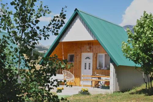 Zabljak Ski Chalet | Village Cottage