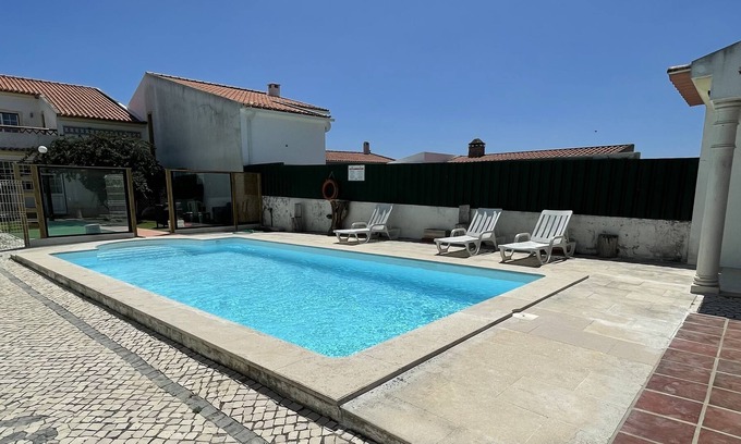 Peniche Villa | Village near the Baleal Onda Atlântica