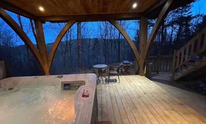 Sainte-Beatrix Ski Chalet | Village Perche - Colibri - Spa