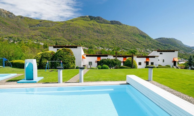 Capriasca Apartment | Villaggio Sureggio A1 mit TicinoTicket by Interhome