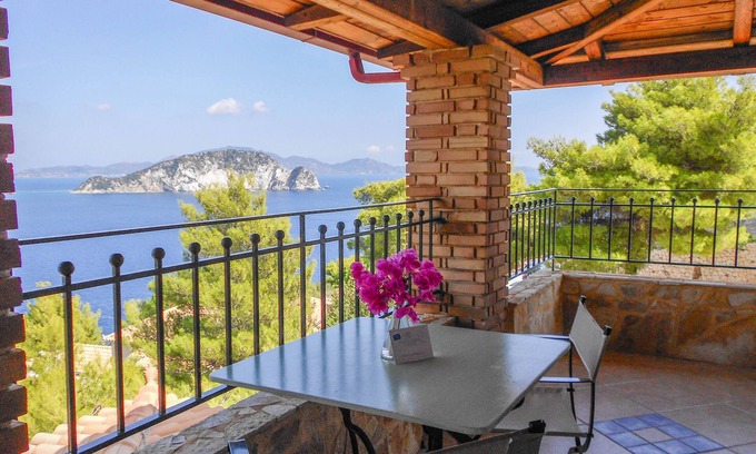 Keri Village Apartment | Villas Cavo Marathia - Familien-apartment mit Meerblick und Pool in Traumlage
