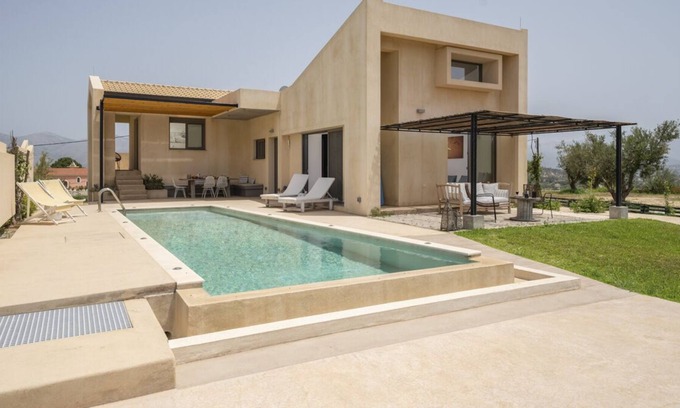 Kefalonia Villa | Villas Mantz - Three Bedroom Villa, Sleeps 6