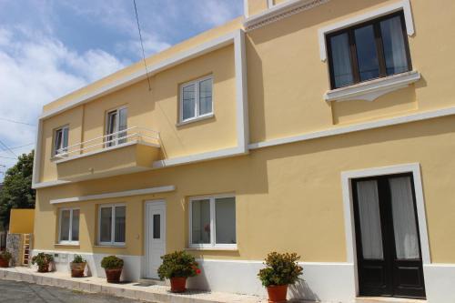 Peniche Villa | VillasFerrel - FlowerPot House