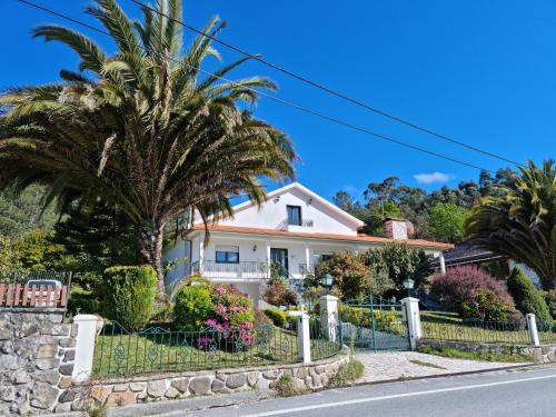 Linhares de Cima Villa | VillaVitoria