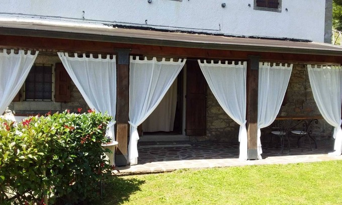Piandelagotti House | Villetta degli Abeti, mountain house with large veranda
