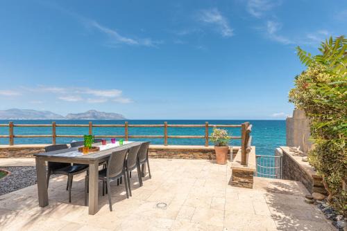 Ficarazzi House | Villetta Ficarazzi by Wonderful Italy