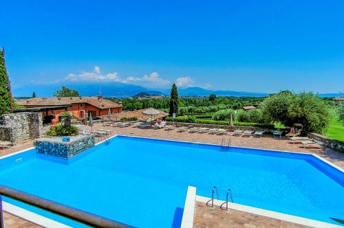 Soiano del Lago Villa | Villetta Golf Holidays