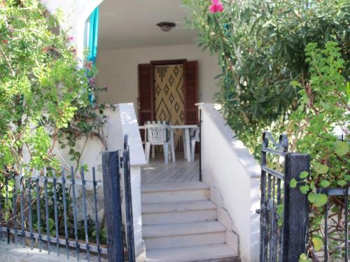 Quartiere XXIV Don Bosco Apartment | Villetta Indipendente Rodi Garganico