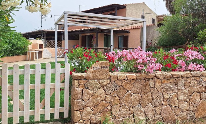 Palau Apartment | Villetta Silvia - Trilocale con Giardino