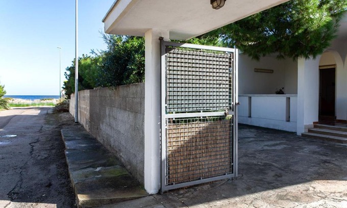 Torre Rinalda House | Villetta spiaggia internet e condizionatori m706