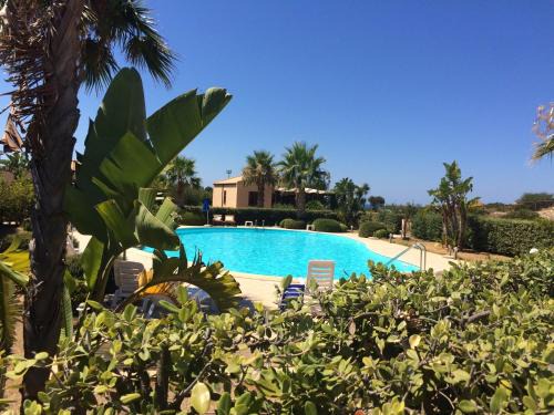 Custonaci Villa | Villetta tre delfini