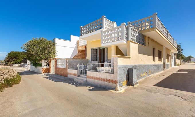 Torre Squillace House | Villino La Caletta by BarbarHouse