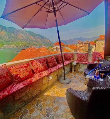 Kotor Old Town House | Vincenza Apartment