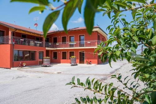 San Defendente House | Vino e Turismo