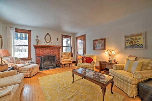 Charlevoix House | Vintage Charlevoix Home with Deck Near Round Lake!