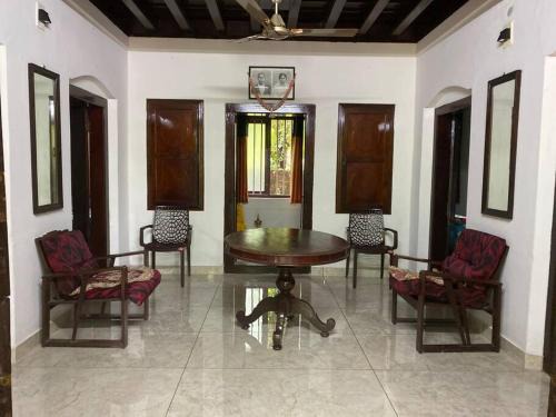 Kannur Villa | Vintage charm & Coastal bliss