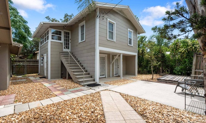 Old Seminole Heights House | Vintage Cottage & Modern Touches