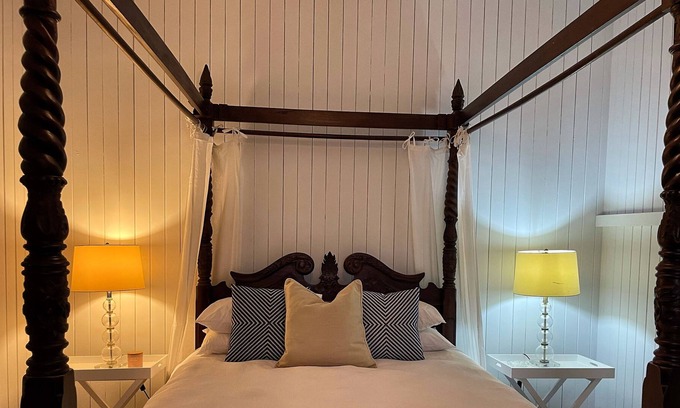 Stanthorpe House | Vintage Cottage Stanthorpe