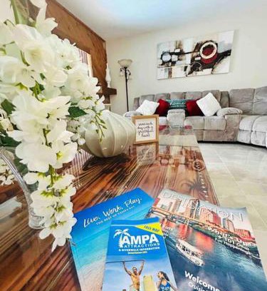 Tampa House | Vintage Family Scape + heated pool&discount