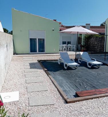 Nadadouro House | Vintage Gonçalo Lagoa Stay