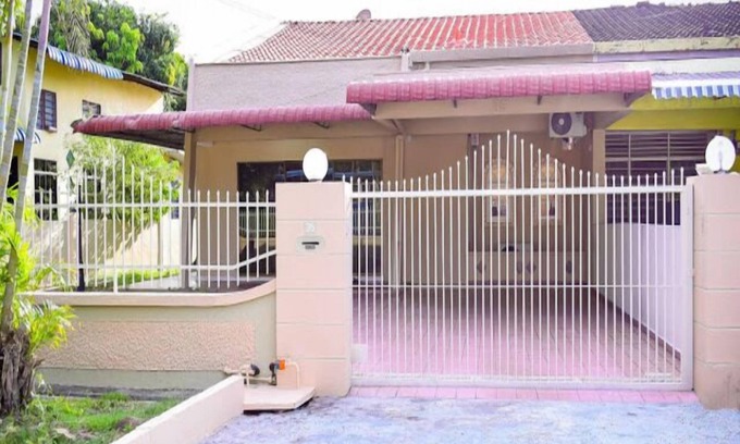 Central Seberang Perai House | VINTAGE Homestay Seberang Jaya (7P0056)