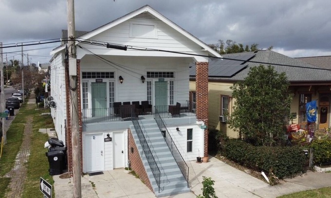 Uptown Historic District House | Vintage Uptown Hidden Gem, Walk to Everything New Renovation!