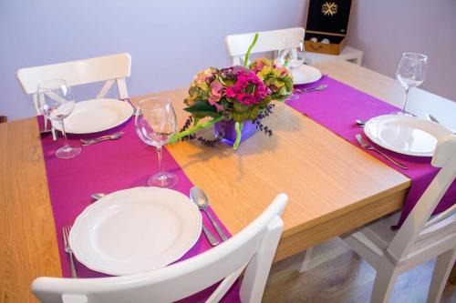 Vila Nova de Gaia House | Violet House your place to stay