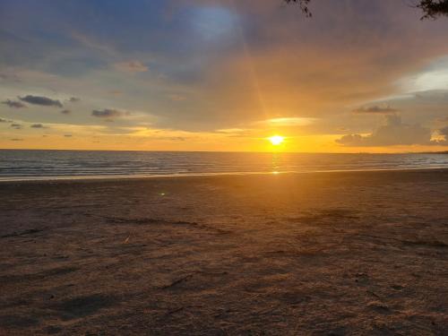 Rayong Apartment | VIP 375 large studio, ocean view