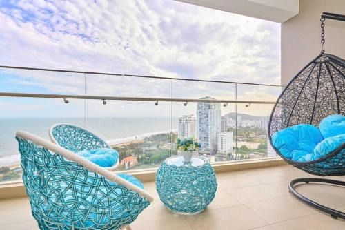 Thang Tam Apartment | VIP THE SÓNG APARTMENT NEAR THE BEACH 5 STAR - FREE INFINITy