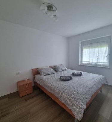 Dobravlje Apartment | Vipava Valley Stay - Apartment Miki - With Patio, Parking & Pets OK