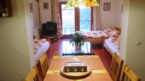 Sopron Apartment | Virág Apartmanház