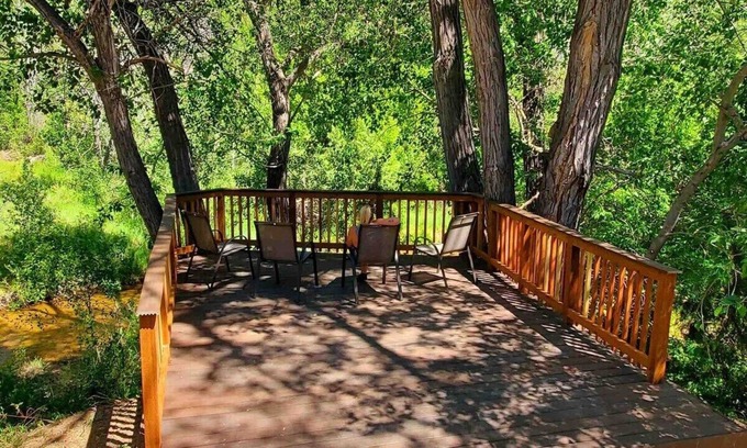 Glendale Cabin | Virgin River Retreat @ East Zion & Bryce