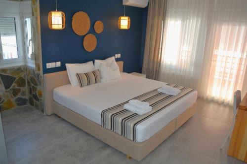 Olymbiaki Akti House | Virginia Rooms