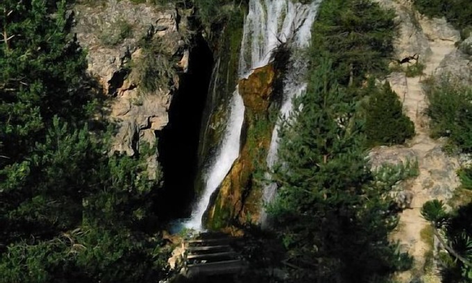 Teruel Cottage | Visit DINOPOLIS and the SKI RESORT