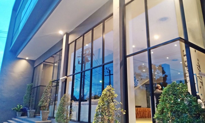 Racha Thewa Hotel | Vismaya Suvarnabhumi Hotel