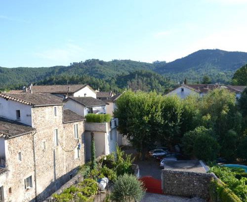 Saint-Jean-du-Gard Apartment | Vista Cevenol: appartement 2 chambres