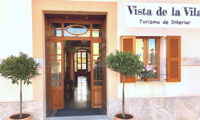 Majorca Bed & Breakfast | Vista de la Vila