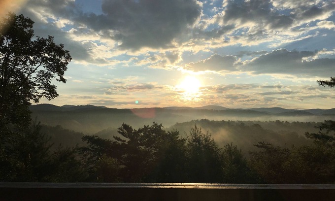 Jasper Cabin | Vista Greystone Lodge-3/3.5 and most awesome view! Streaming tvs Wifi! Private!
