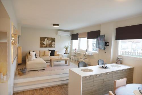 Maniakoi Apartment | Vista sull'acqua