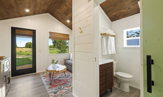Lake City Hotel | Vista Verde Farm Retreat